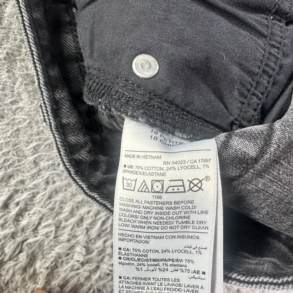 Old Navy Sky-Hi Jeans Womens 18P Gray Cotton Denim Wide-Leg Workwear Stretch
